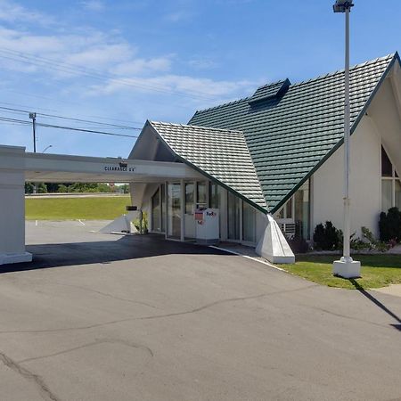 Motel 6-Geneva, Oh Exterior photo