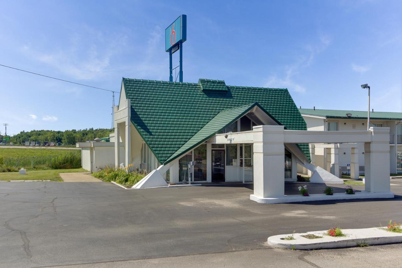 Motel 6-Geneva, Oh Exterior photo